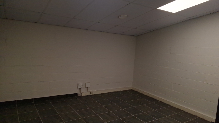 To Let Commercial Property for Rent in Retreat Western Cape